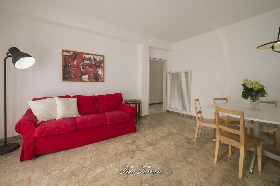 Casa Vacanze Gli Ulivi Del Lago Villa Sale Marasino Dış mekan fotoğraf